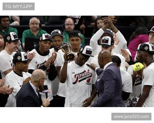 ✅体育直播🏆世界杯直播🏀NBA直播⚽- 旅芬大熊猫“华豹”“金宝宝”平安回国- sports